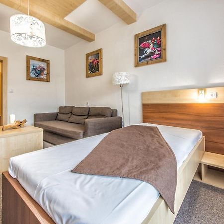 Hotel Zerrenpach Cserpatak Kültér fotó